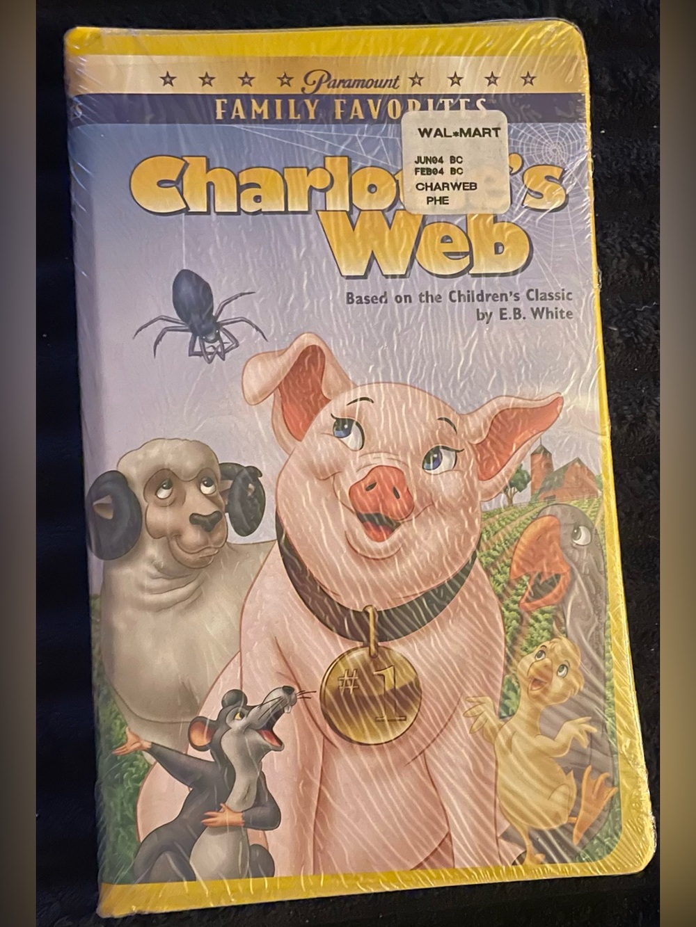 Charlotte’s Web VHS 2001 New Sealed Yellow Clamshell Paramount Family Favorites